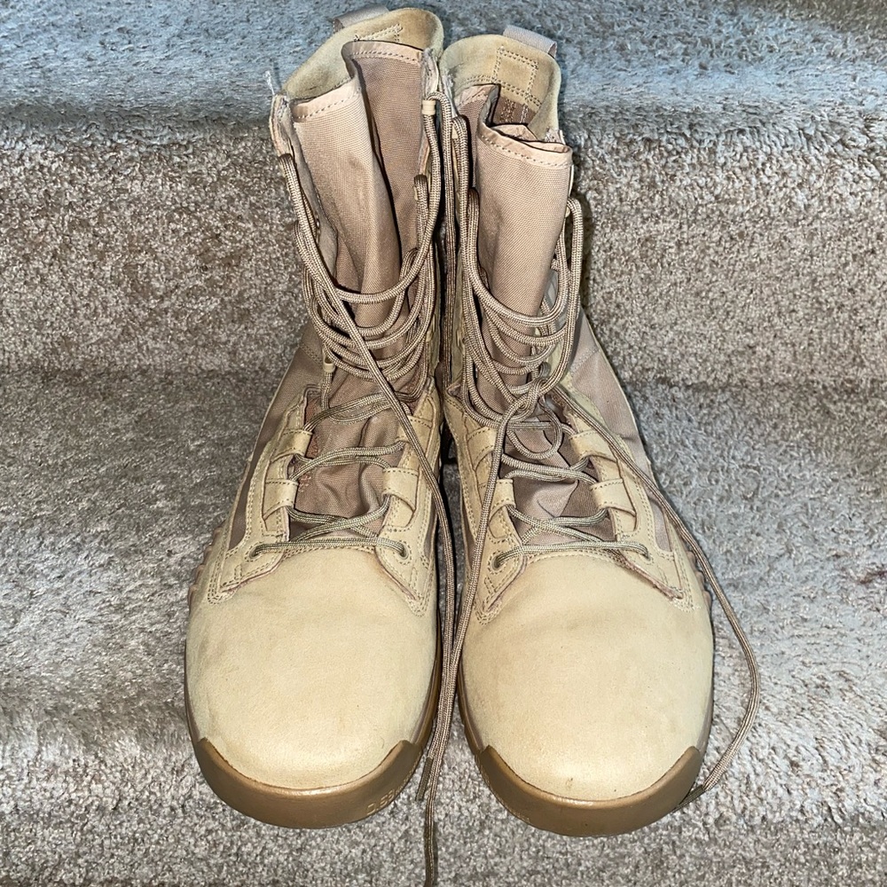 Nike Boots